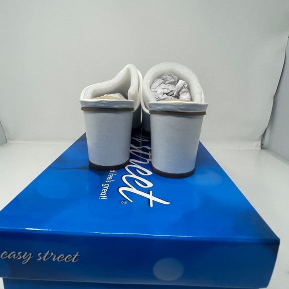 Easy Street Carmella Slip On Heels inWhite Stretch Fabric‎ Size 9 M New - Picture 5 of 7
